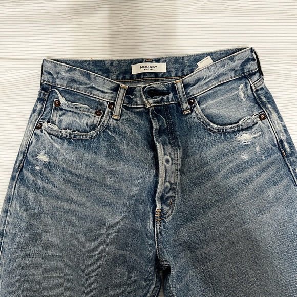 Sold - Picture 5 of 10